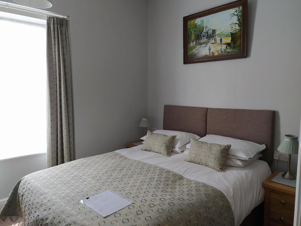 Bed and Breakfast Frosty Towers Llandudno Exterior foto