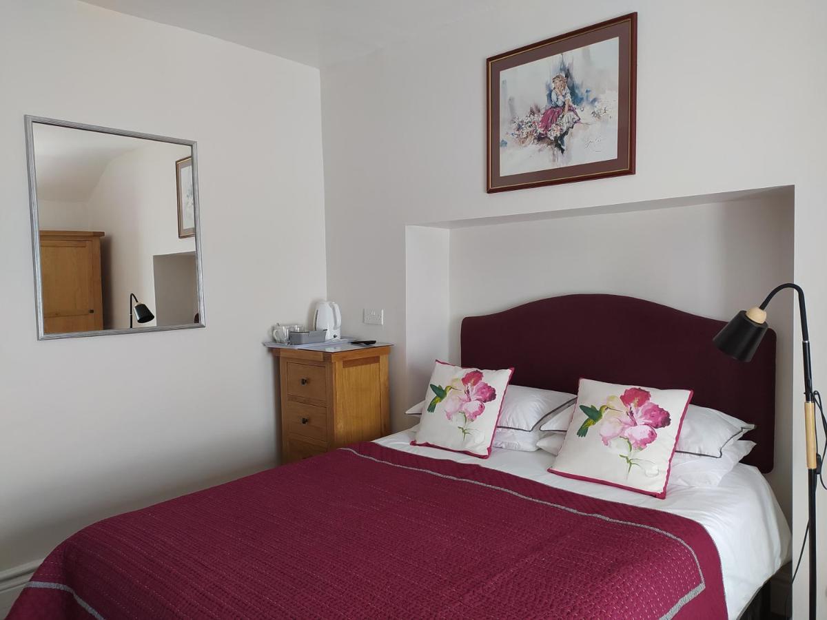 Bed and Breakfast Frosty Towers Llandudno Exterior foto