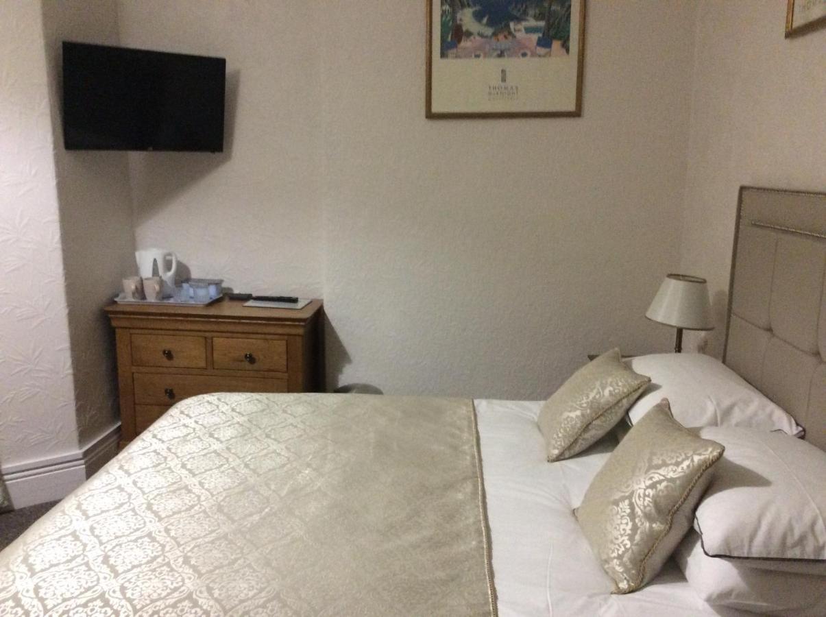 Bed and Breakfast Frosty Towers Llandudno Exterior foto